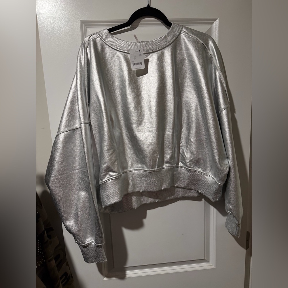 Free people Gaia silver foil coated sweatshirt size XS 🔥 Oversized